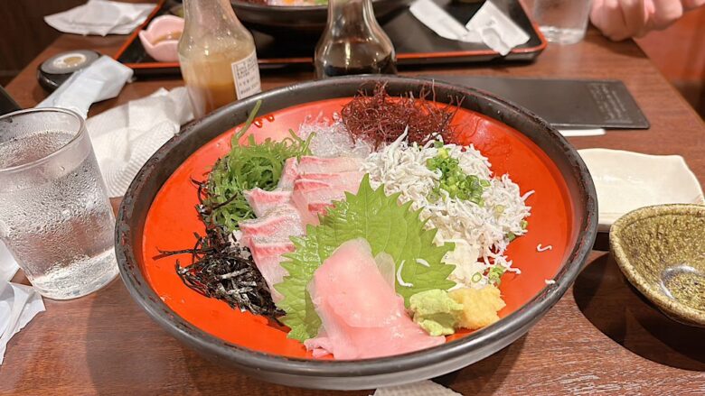 江ノ島の海鮮丼